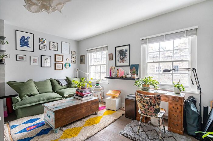 1 Bedroom Flat For Sale In South Molton Street, London, W1K