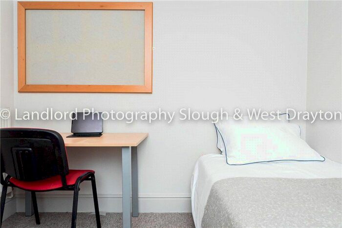 1 Bedroom Terraced House To Rent In Broomfield, Guildford, Surrey, GU2