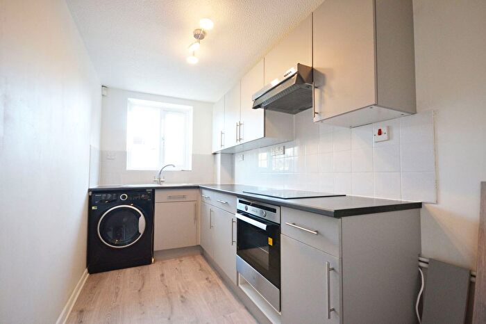 1 Bedroom Flat For Sale In Cheshire Close, Bognor Regis, PO21