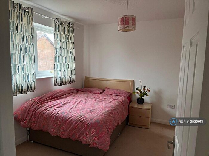 4 Bedroom Semi-Detached House To Rent In Bournemouth, Bournemouth, BH7