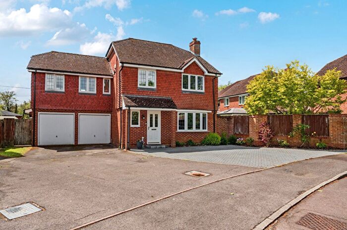 5 Bedroom Detached House For Sale In Cranesfield, Sherborne St. John, Basingstoke, Hampshire, RG24