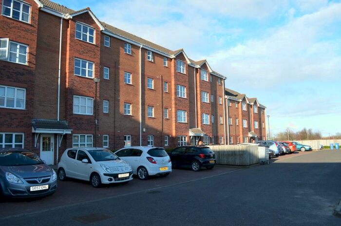2 Bedroom Flat To Rent In Canavan Park, Falkirk FK2