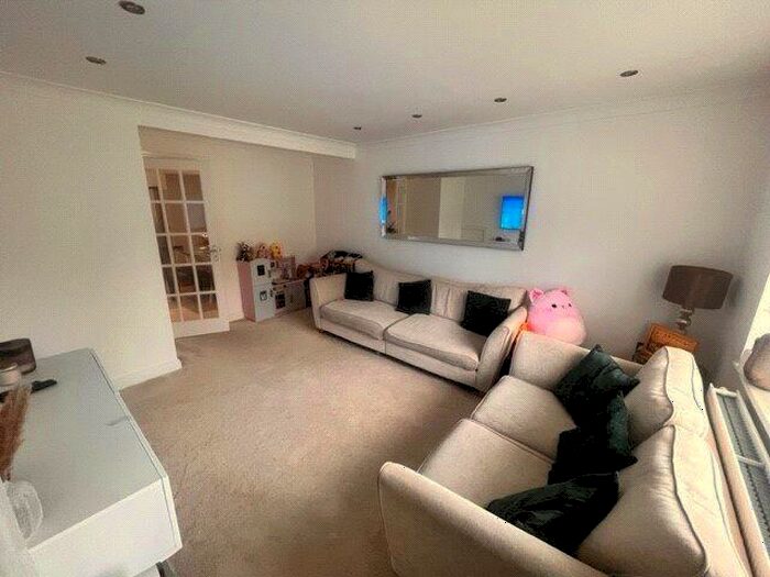 3 Bedroom Terraced House To Rent In Langtons Meadow, Farnham Common, Greater London, SL2