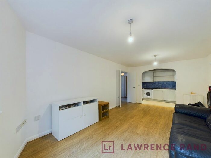 2 Bedroom Property To Rent In Greenford Road, Greenford, UB6