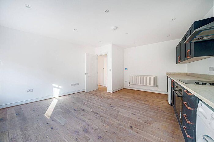 1 Bedroom Flat To Rent In King Street, Maidstone, ME14