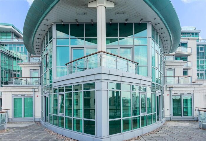 3 Bedroom Flat For Sale In Kestrel House, St George Wharf, SW8