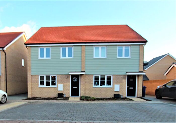 3 Bedroom Terraced House To Rent In Chertsey, KT16