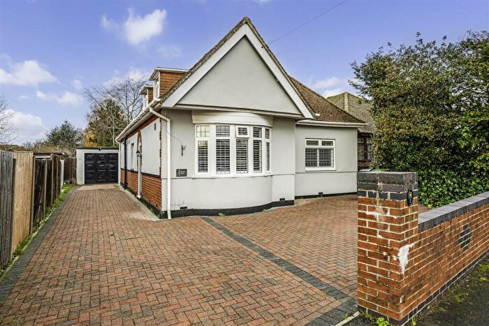 4 Bedroom Detached House For Sale In Milton Road, Waterlooville, PO7