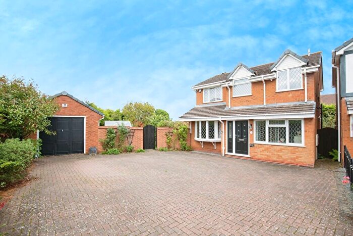 4 Bedroom Detached House For Sale In The Willows, Atherstone, CV9