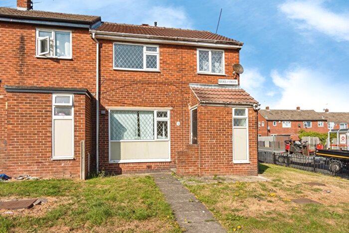 3 Bedroom End Of Terrace House For Sale In Queensway, Normanton, West Yorkshire, WF6