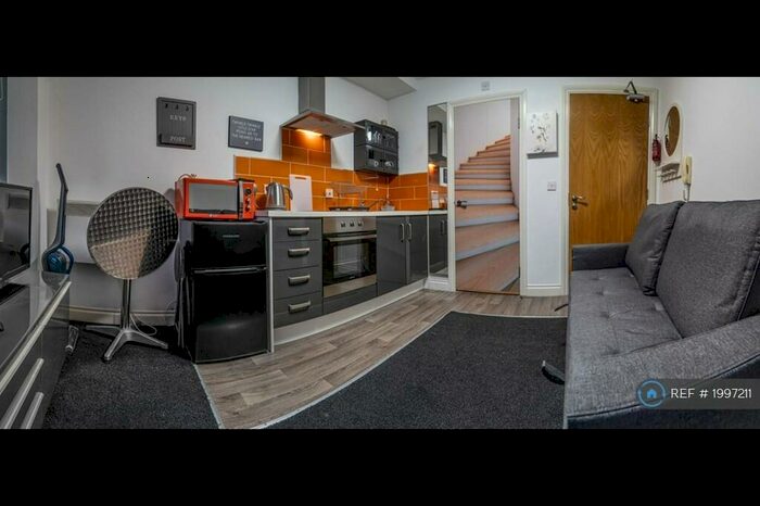 Studio To Rent In Devonshire House, Birmingham, B3