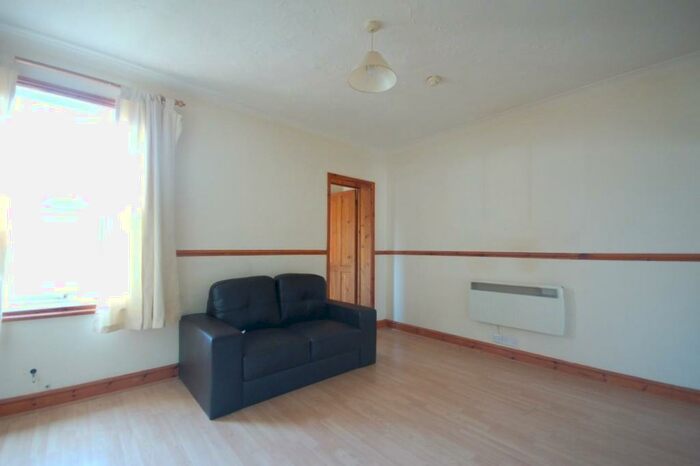 1 Bedroom Flat To Rent In Belmont Road, Reading, Berkshire, RG30