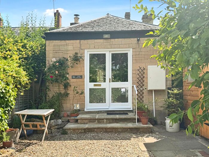 2 Bedroom Cottage To Rent In Toddington, Winchcombe, GL54