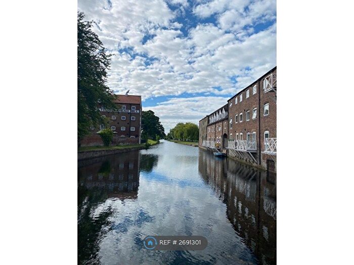 1 Bedroom Flat To Rent In Riverhead Court, Driffield, YO25