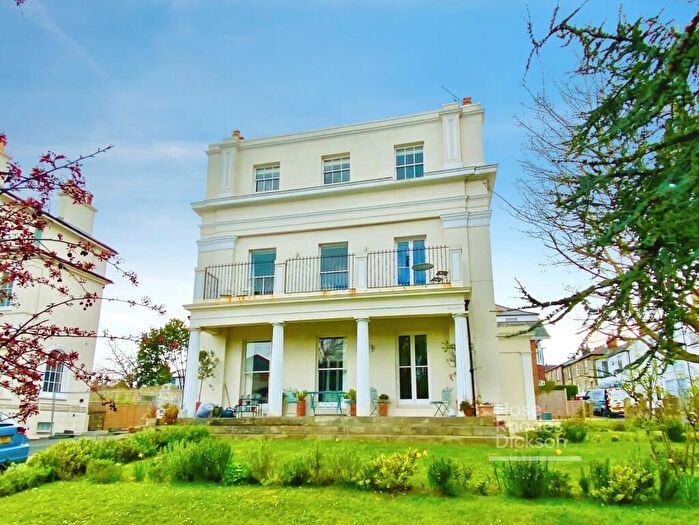 2 Bedroom Apartment For Sale In Nelson Place, Ryde, Isle Of Wight, PO33