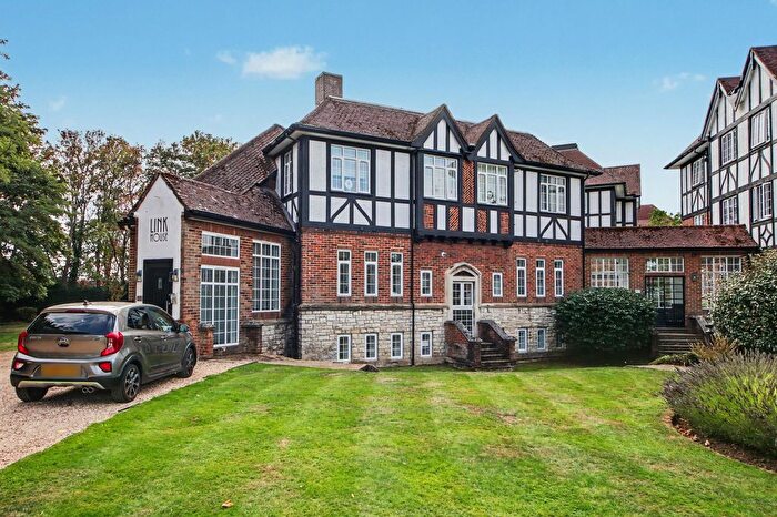 1 Bedroom Flat For Sale In Freemantle, Southampton, SO15