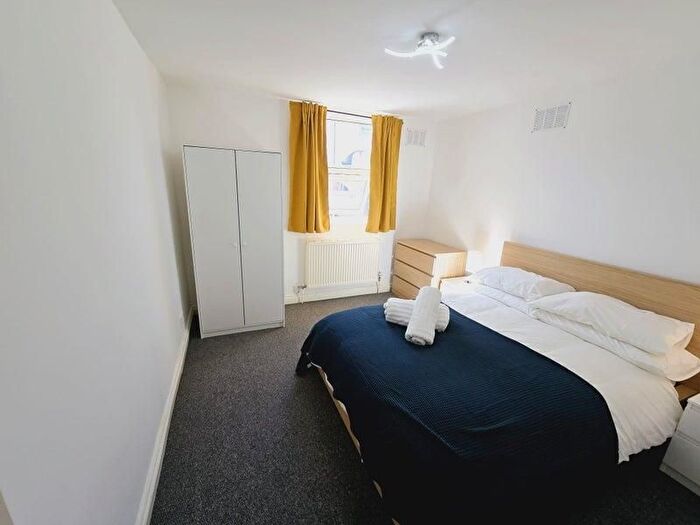 1 Bedroom Flat To Rent In High Road Leyton, London, E15