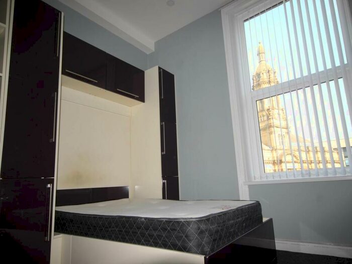 1 Bedroom Flat To Rent In Great Horton Road, , Bradford, BD7