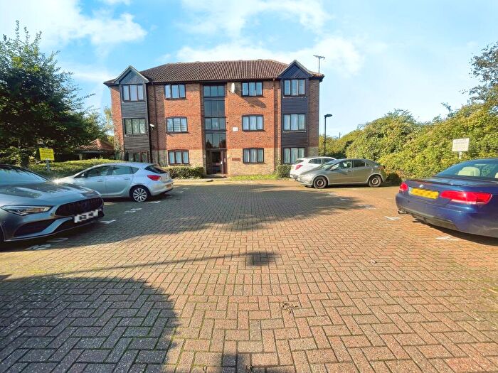 1 Bedroom Flat To Rent In Bell House, Wharf Road, Grays, RM17