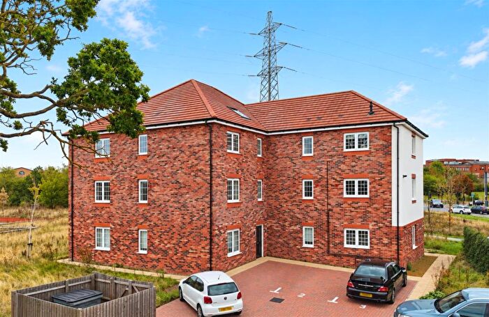 1 Bedroom Apartment For Sale In Conrad Lewis Way, Warwick, CV34