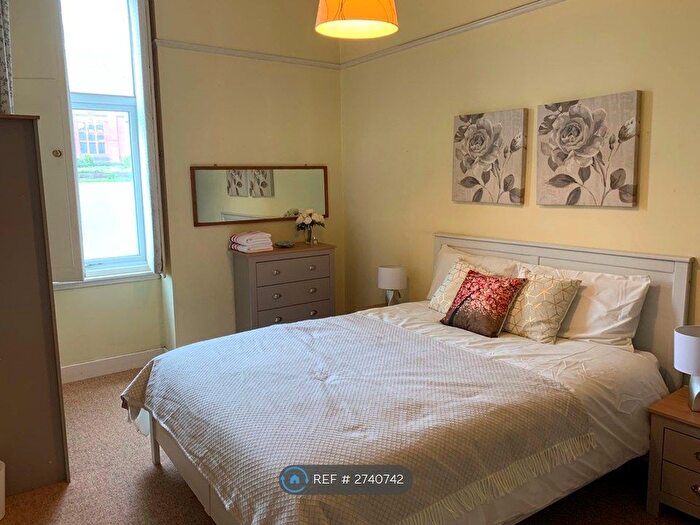 2 Bedroom Flat To Rent In Argyle Street, Glasgow, G3