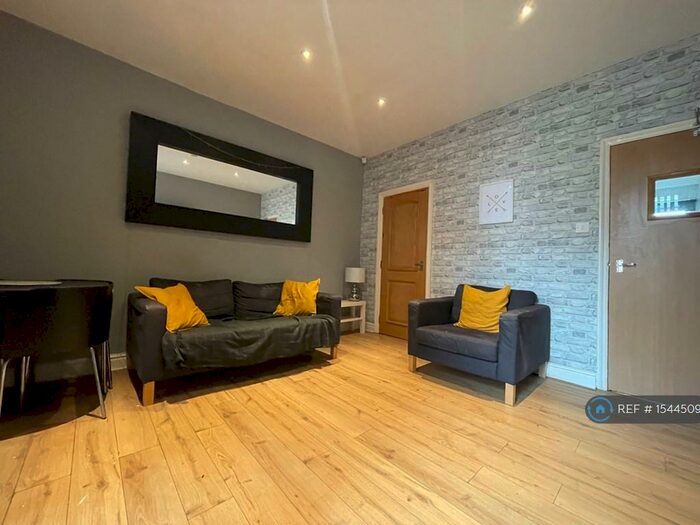 4 Bedroom Terraced House To Rent In Harland Road, Sheffield, S11