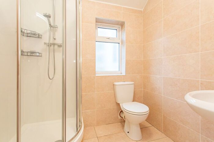 3 Bedroom Terraced House For Sale In Buckland Avenue, Dover, CT16