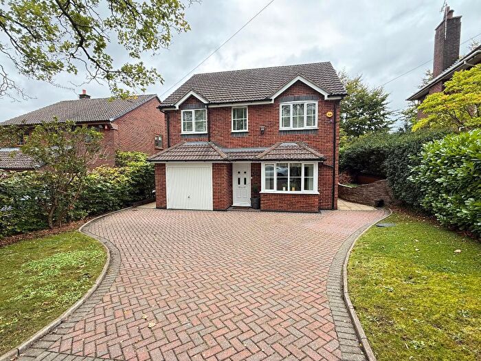 4 Bedroom Detached House For Sale In Eaves Lane, Bucknall, Stoke-on-Trent, ST2