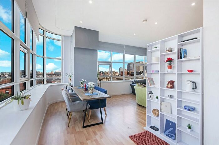 2 Bedroom Flat For Sale In Albion Street, Glasgow, Glasgow City, G1