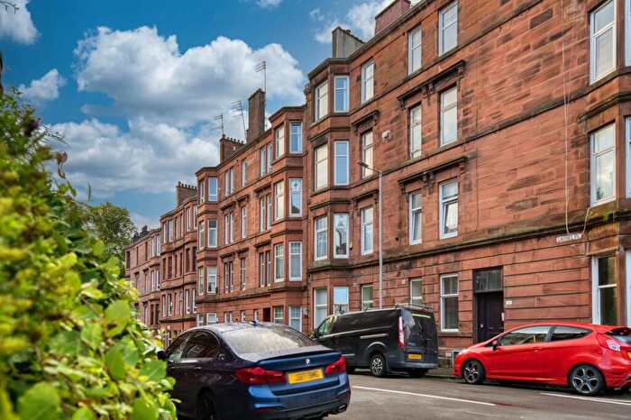 1 Bedroom Apartment For Sale In Laurel Place, Thornwood, Glasgow, G11