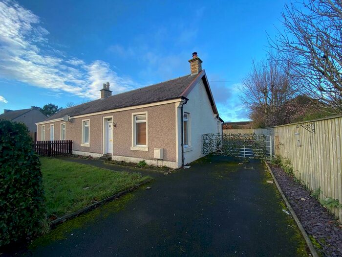 3 Bedroom Semi-Detached Bungalow To Rent In Station Road, Law, Carluke, ML8
