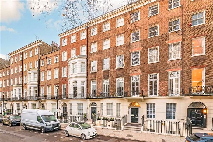 2 Bedroom Flat To Rent In Montagu Square, Marylebone, W1H