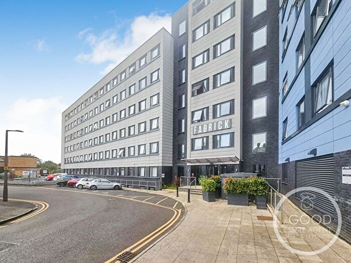 1 Bedroom Flat For Sale In Fabrick, Cheadle Hulme, SK8