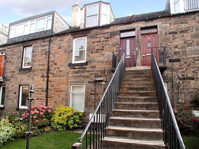 2 Bedroom Flat To Rent In Maryfield, Edinburgh, EH7