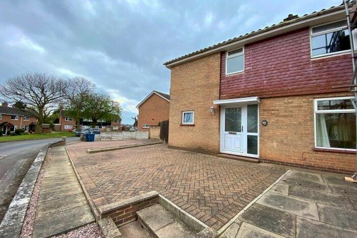 3 Bedroom Property To Rent In Butler Close, Nottingham, NG12