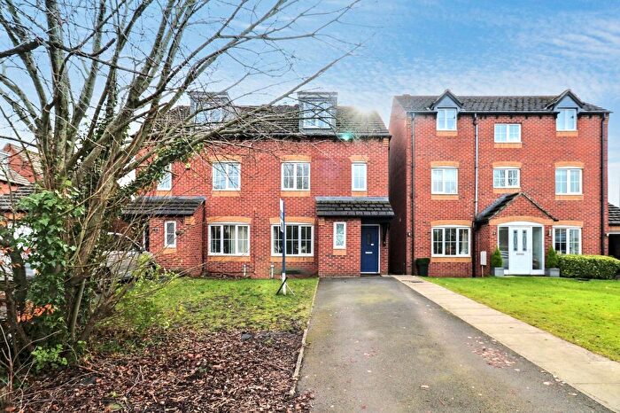 4 Bedroom Property To Rent In Summercroft Close, Golborne, WA3