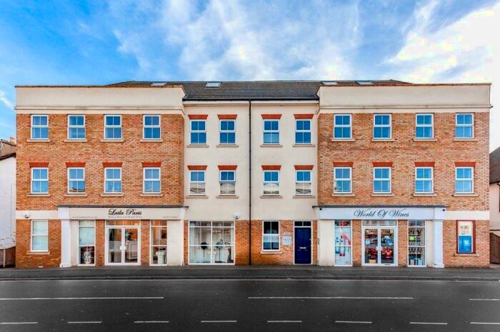 1 Bedroom Flat To Rent In Station Road, Horley, RH6