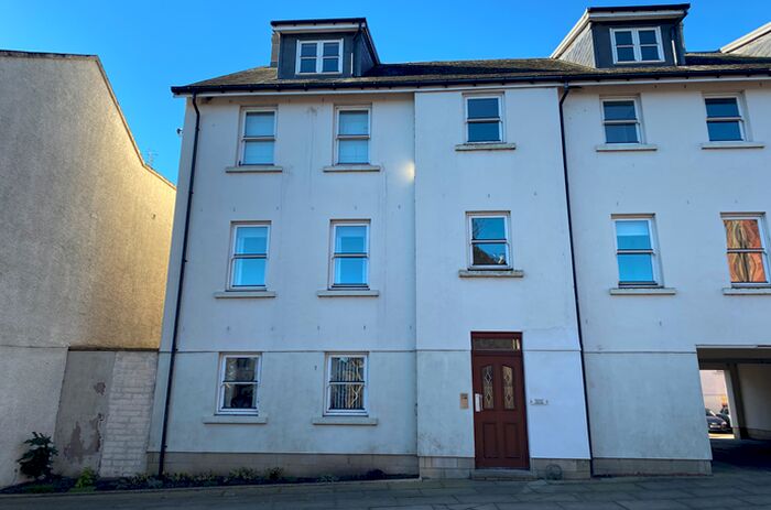 3 Bedroom Property To Rent In Bowmont Street, Kelso, TD5