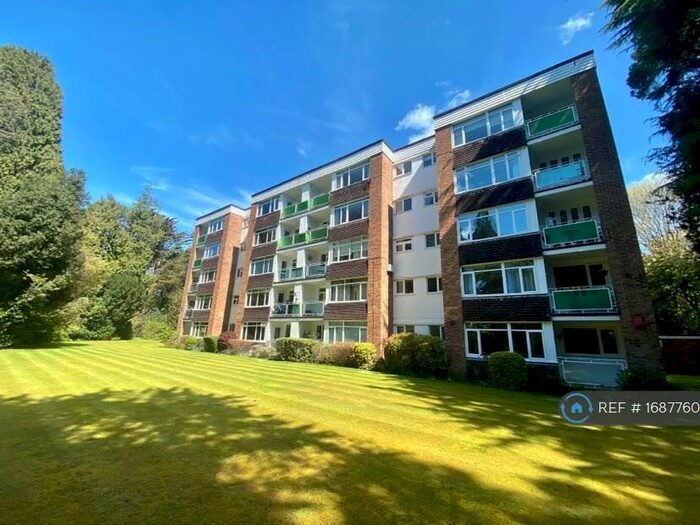2 Bedroom Flat To Rent In The Avenue, Poole, BH13