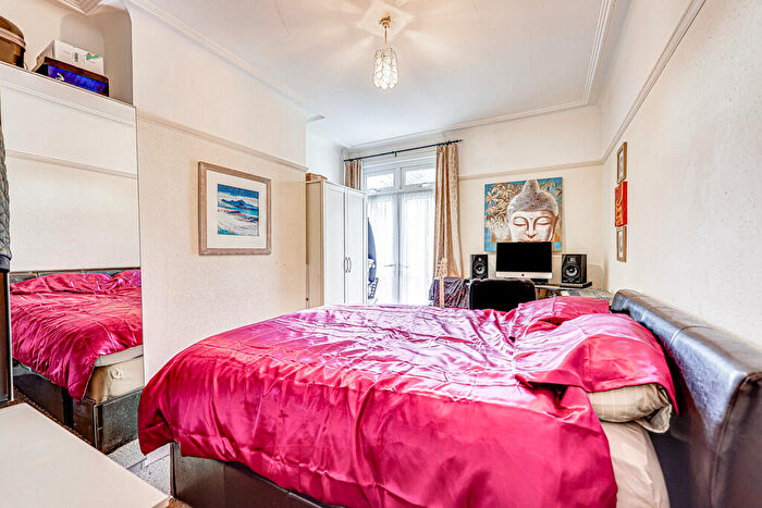 1 Bedroom Flat For Sale In Brunswick Road, Southend-on-Sea, SS1