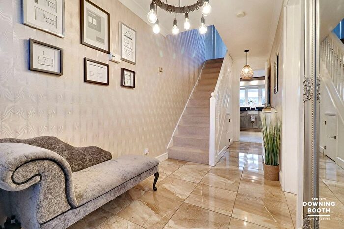 4 Bedroom Detached House For Sale In Meadow Croft, Streethay, Lichfield, WS13