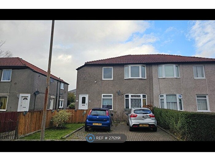 3 Bedroom Flat To Rent In Ashcroft Drive, Glasgow, G44