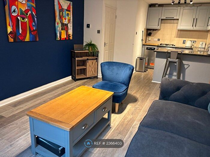 1 Bedroom Flat To Rent In Buckingham Court., Surrey, TW18