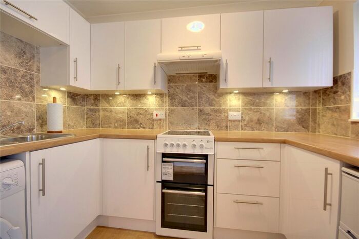1 Bedroom Flat To Rent In Wesley Drive, Egham, Surrey, TW20