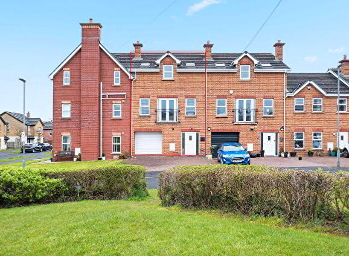 4 Bedroom Terrace House For Sale In Hopefield Gardens, Portrush, BT56