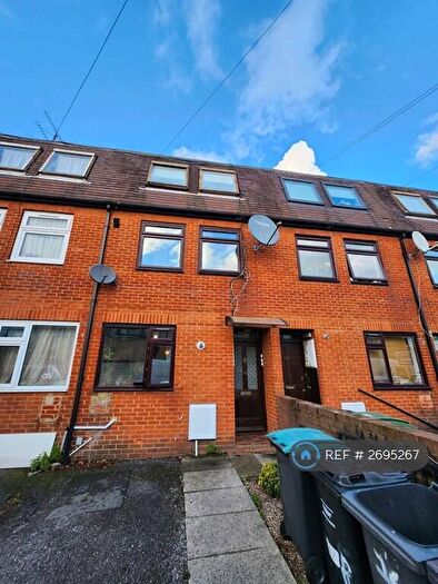 1 Bedroom Flat To Rent In First Floor, London, N22