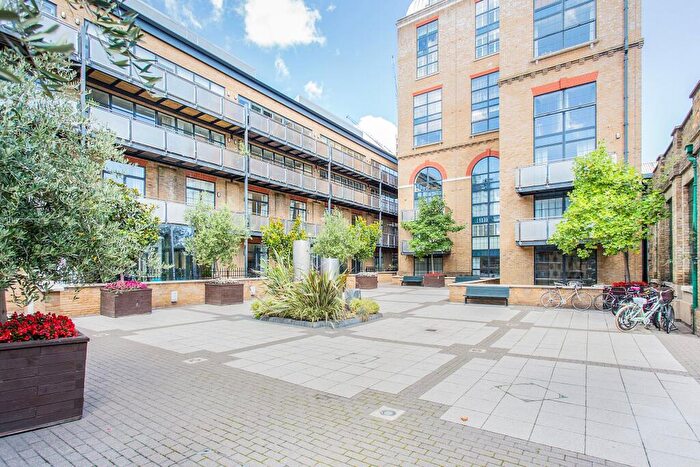 1 Bedroom Flat To Rent In Candlemakers Apartments, York Road, SW11