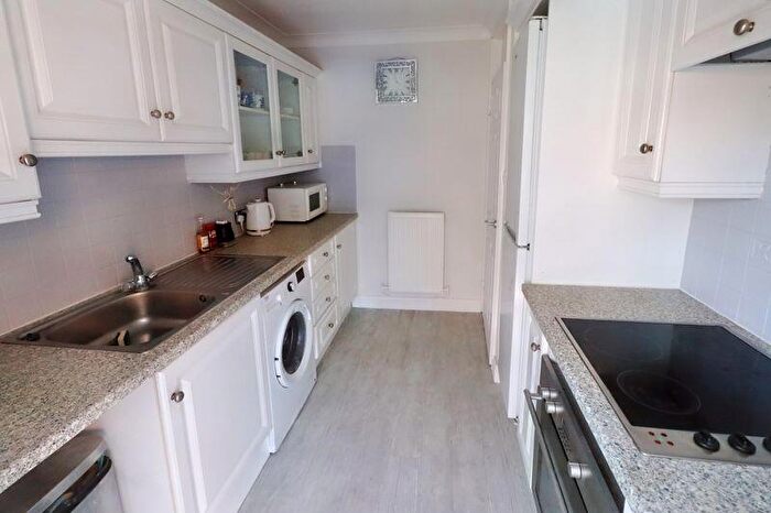 1 Bedroom Bungalow To Rent In Bexley Avenue, Harwich, CO12