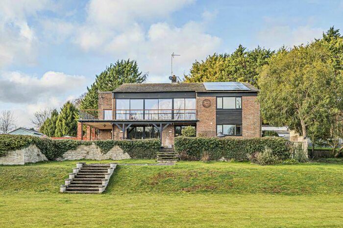 5 Bedroom Detached House For Sale In The Dene, Hurstbourne Tarrant, SP11