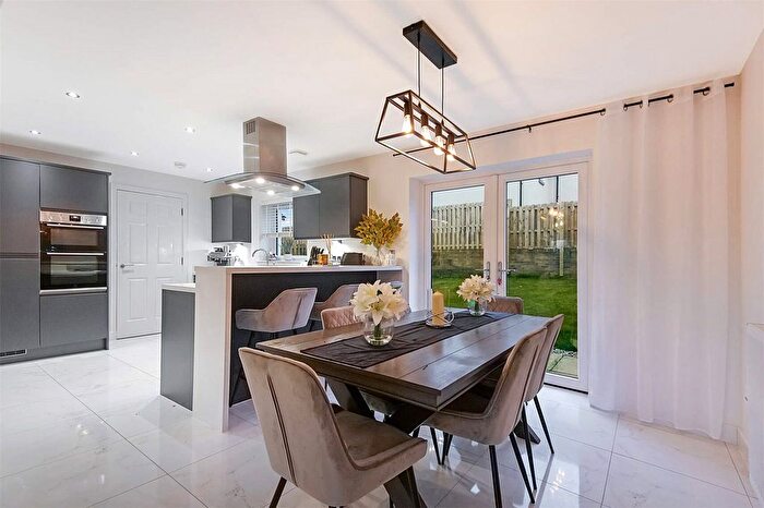 4 Bedroom Detached House For Sale In Binnie Crescent, Gartcosh, Glasgow, North Lanarkshire, G69